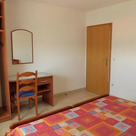 In With Sea View, Terrace, Air Conditioning, Wifi 633-2 Apartman