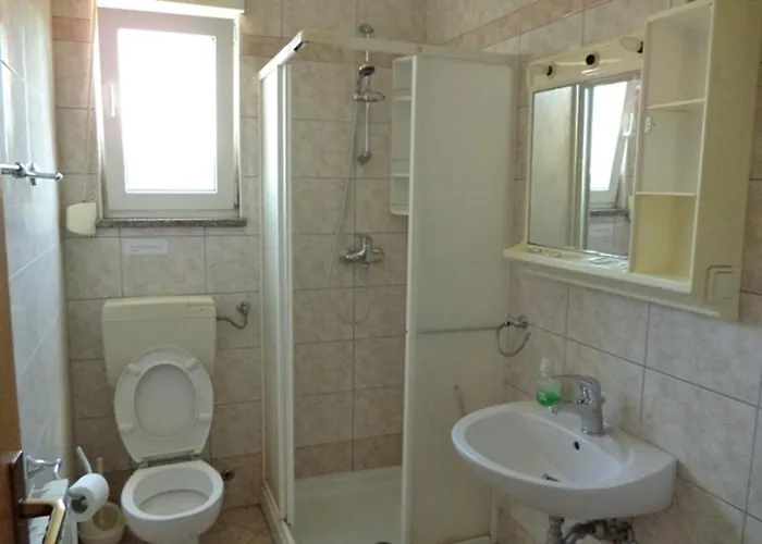 In With Sea View, Terrace, Air Conditioning, Wifi 633-2 Apartman *
