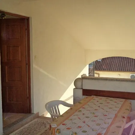 Διαμέρισμα In With Sea View, Terrace, Air Conditioning, Wifi 633-2