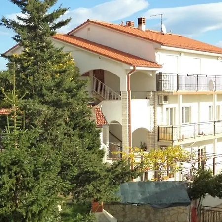 In With Sea View, Terrace, Air Conditioning, Wifi 633-2 Пула