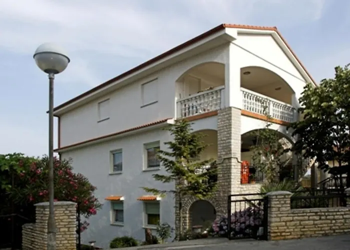 In With Sea View, Terrace, Air Conditioning, Wifi 633-2 Pula