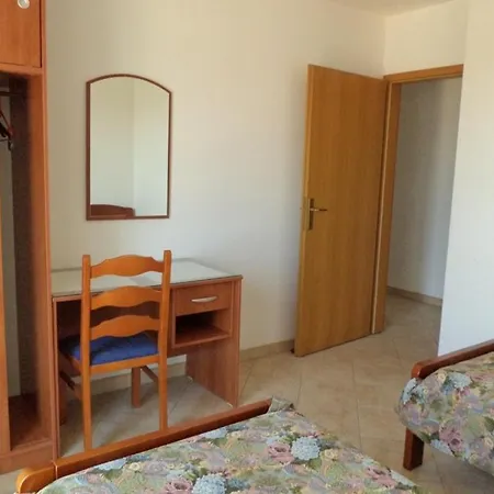 In With Sea View, Terrace, Air Conditioning, Wifi 633-2 Apartmán Pula